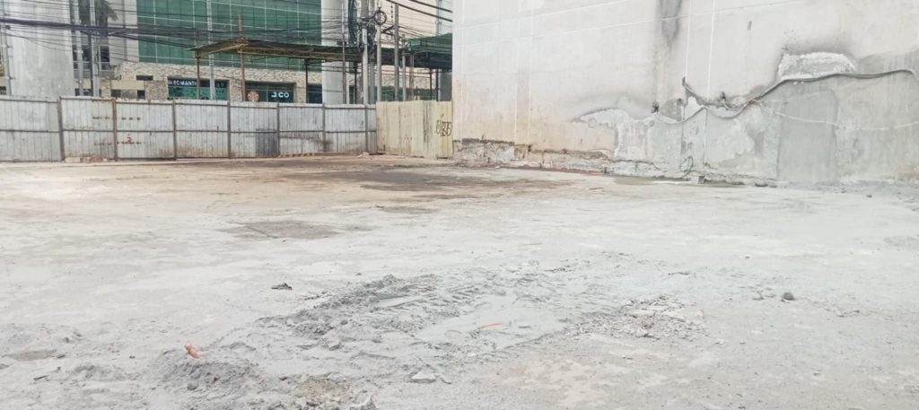 Commercial Lot for Lease  in Quezon City